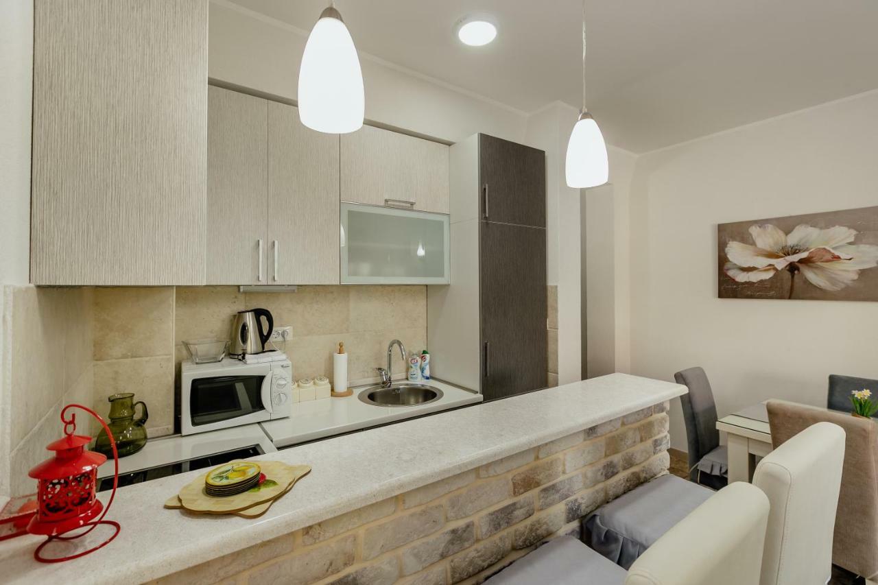 Bobana Apartments Donji Morinj Eksteriør bilde
