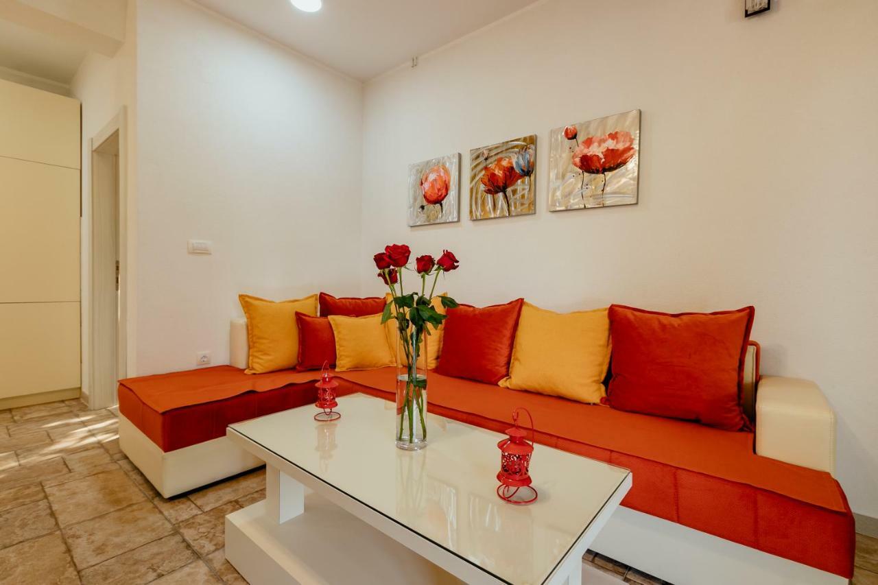 Bobana Apartments Donji Morinj Eksteriør bilde